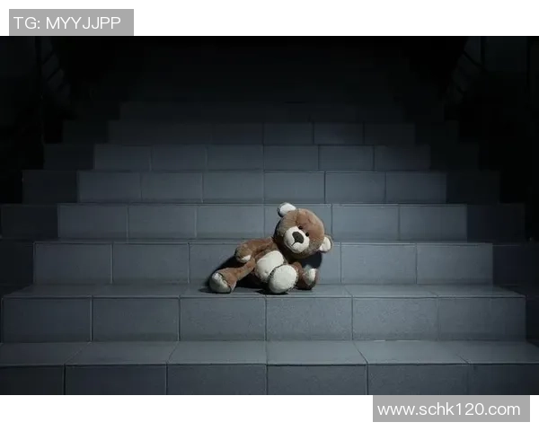 足球场上的孤独之夜：球星守夜迎接晨曦的瞬间揭秘