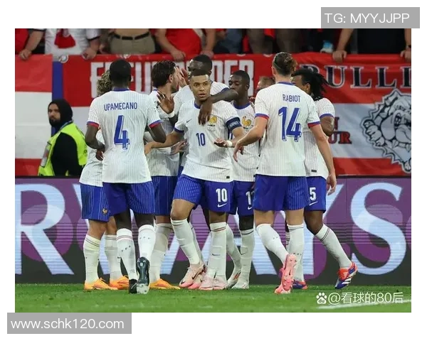 法国足球队历史上众多球星的精彩表现与贡献分析 法国足球队历史上众多球星的精彩表现与贡献分析