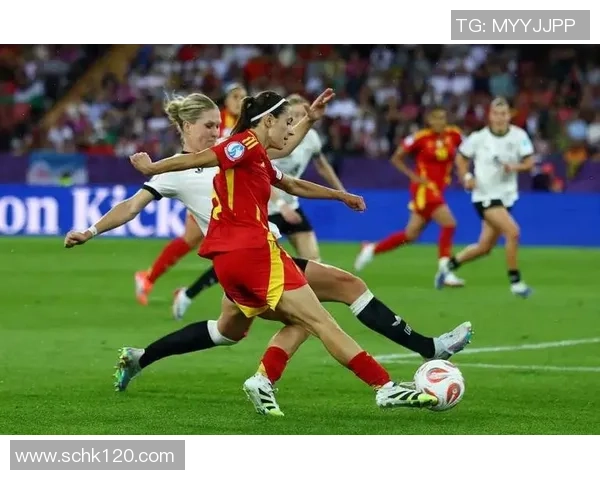 如何欣赏和评价足球球星的技艺与表现深入剖析其场上风采